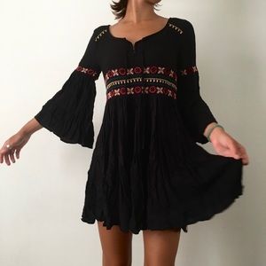 American Eagle Peasant Dress